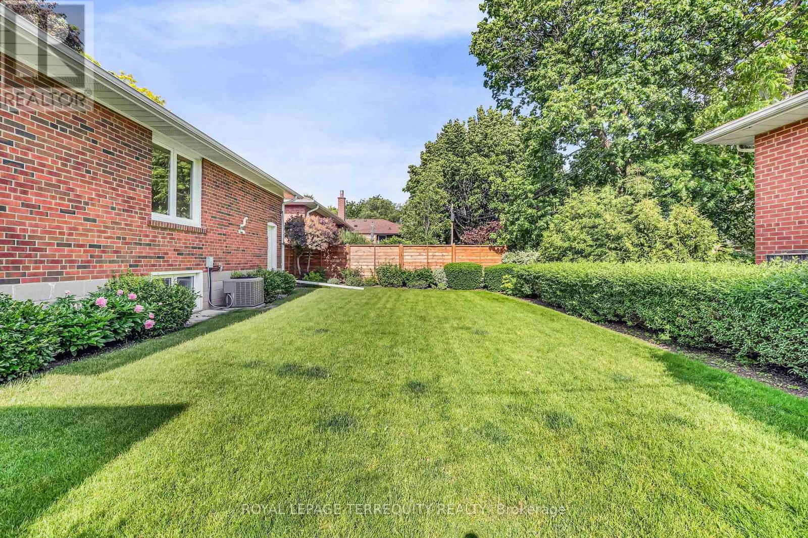 3 Avery Avenue, Toronto, Ontario  M9C 1K1 - Photo 31 - W13444250