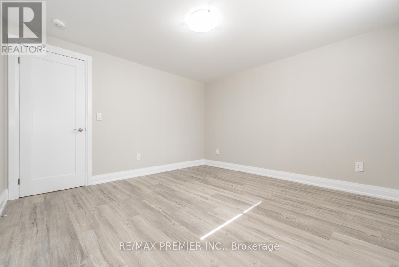 Bsmt - 569 Roding Street, Toronto, Ontario M3M 2A4 - Photo 11 - W13444338