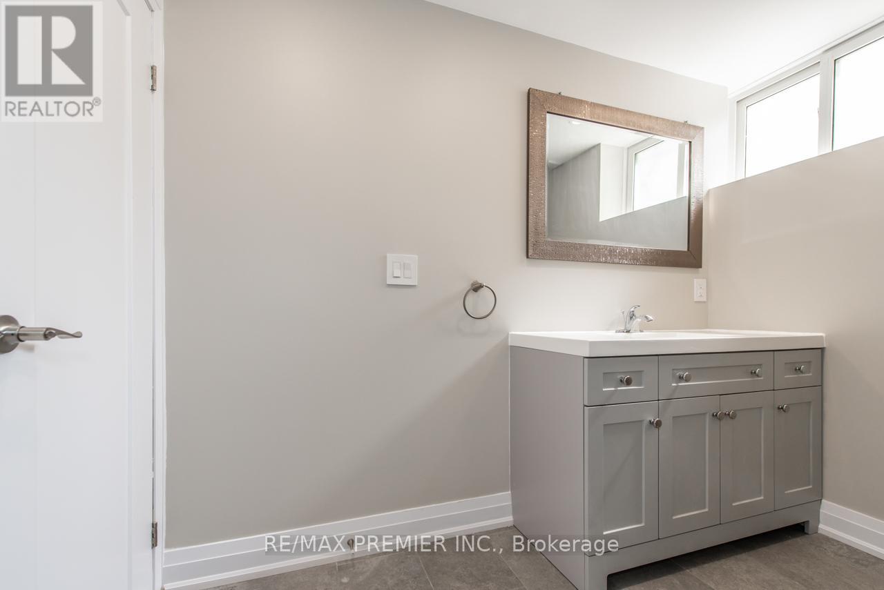 Bsmt - 569 Roding Street, Toronto, Ontario M3M 2A4 - Photo 13 - W13444338