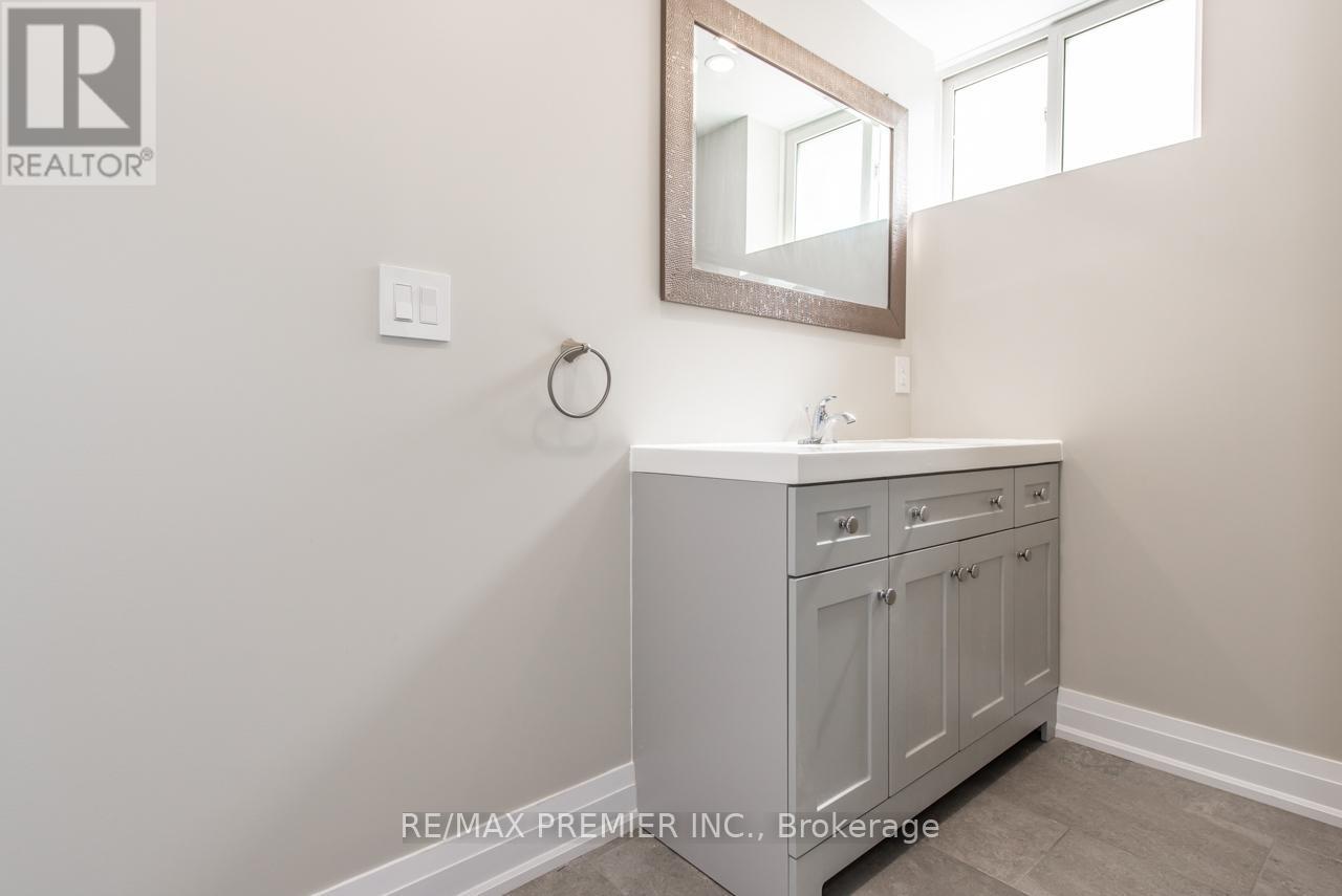 Bsmt - 569 Roding Street, Toronto, Ontario M3M 2A4 - Photo 15 - W13444338