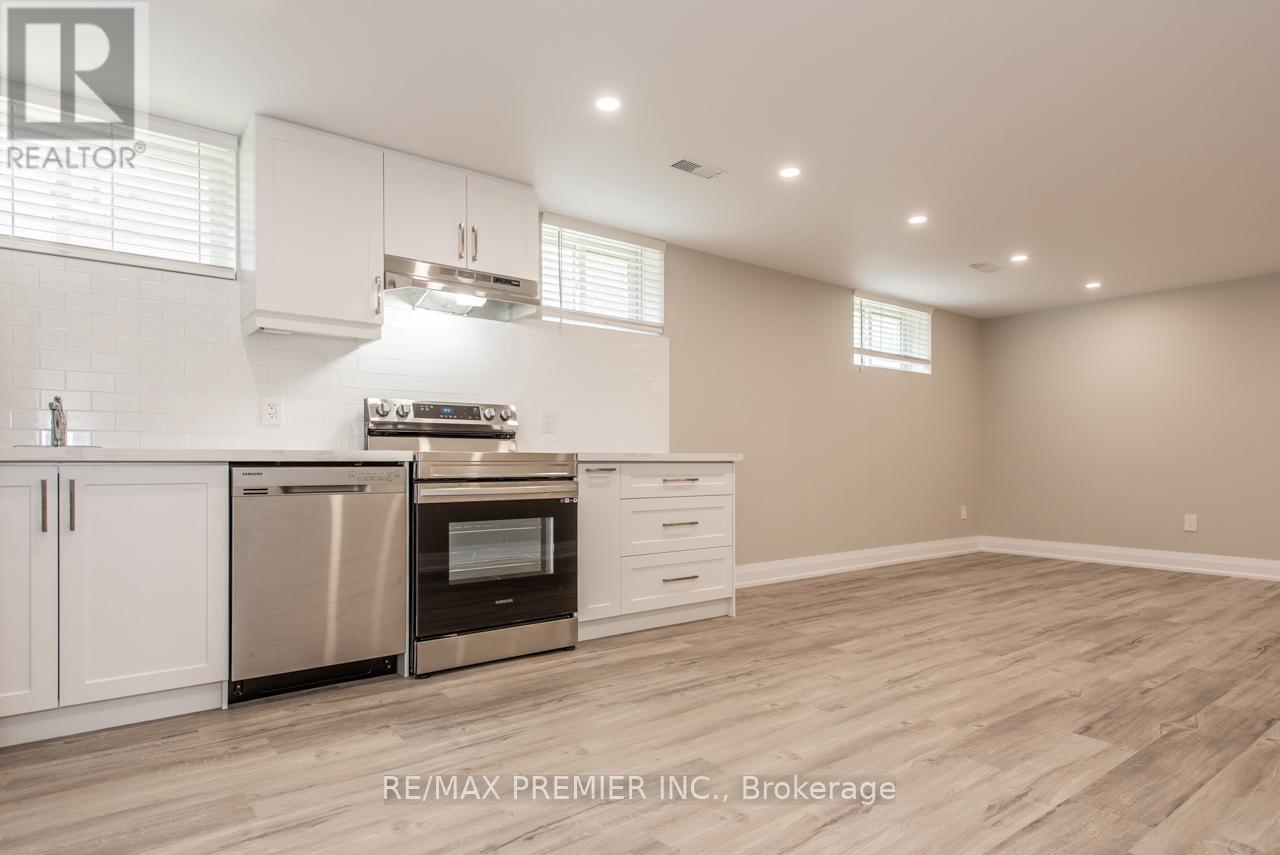 Bsmt - 569 Roding Street, Toronto, Ontario M3M 2A4 - Photo 3 - W13444338