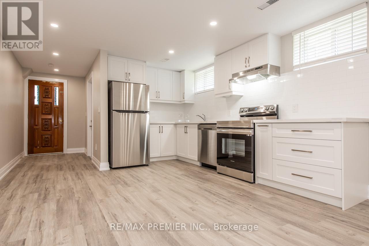 Bsmt - 569 Roding Street, Toronto, Ontario M3M 2A4 - Photo 6 - W13444338