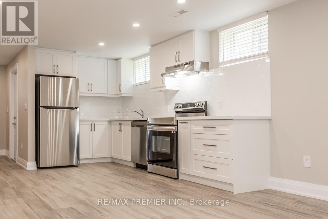 Bsmt - 569 Roding Street, Toronto, Ontario M3M 2A4 - Photo 8 - W13444338