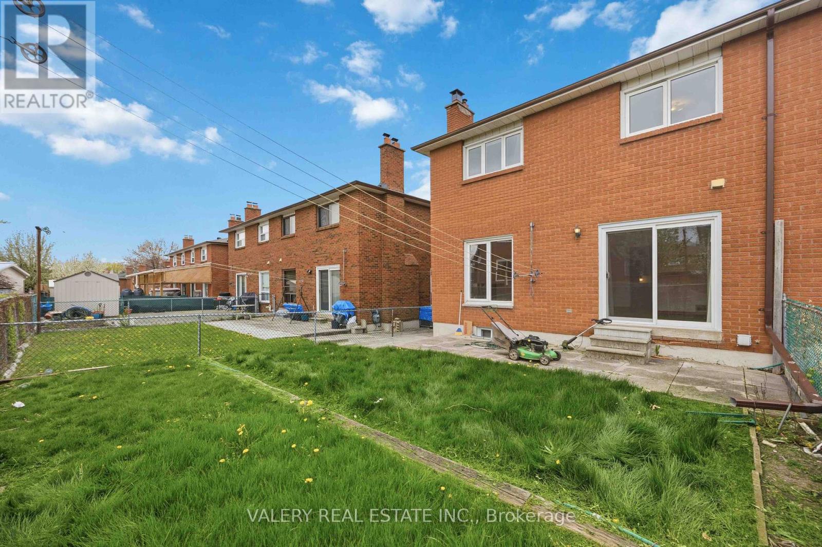 A - Upper - 49 Sentinel Road, Toronto, Ontario  M3J 3E4 - Photo 27 - W13444366