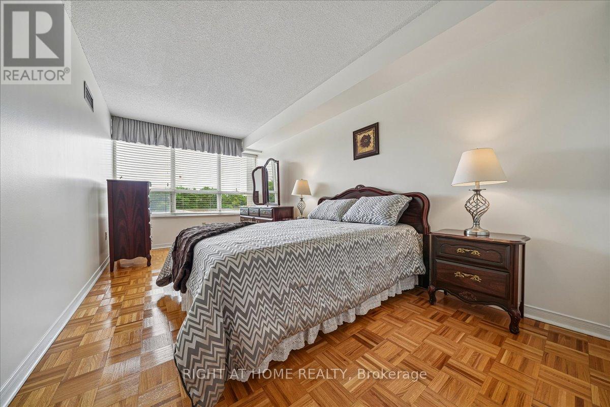210 - 400 Webb Drive, Mississauga, Ontario  L5B 3Z7 - Photo 16 - W13444460
