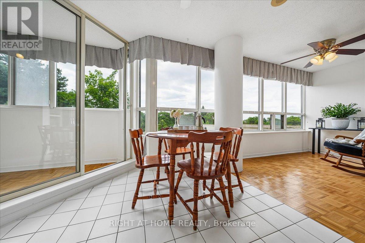 210 - 400 Webb Drive, Mississauga, Ontario  L5B 3Z7 - Photo 5 - W13444460