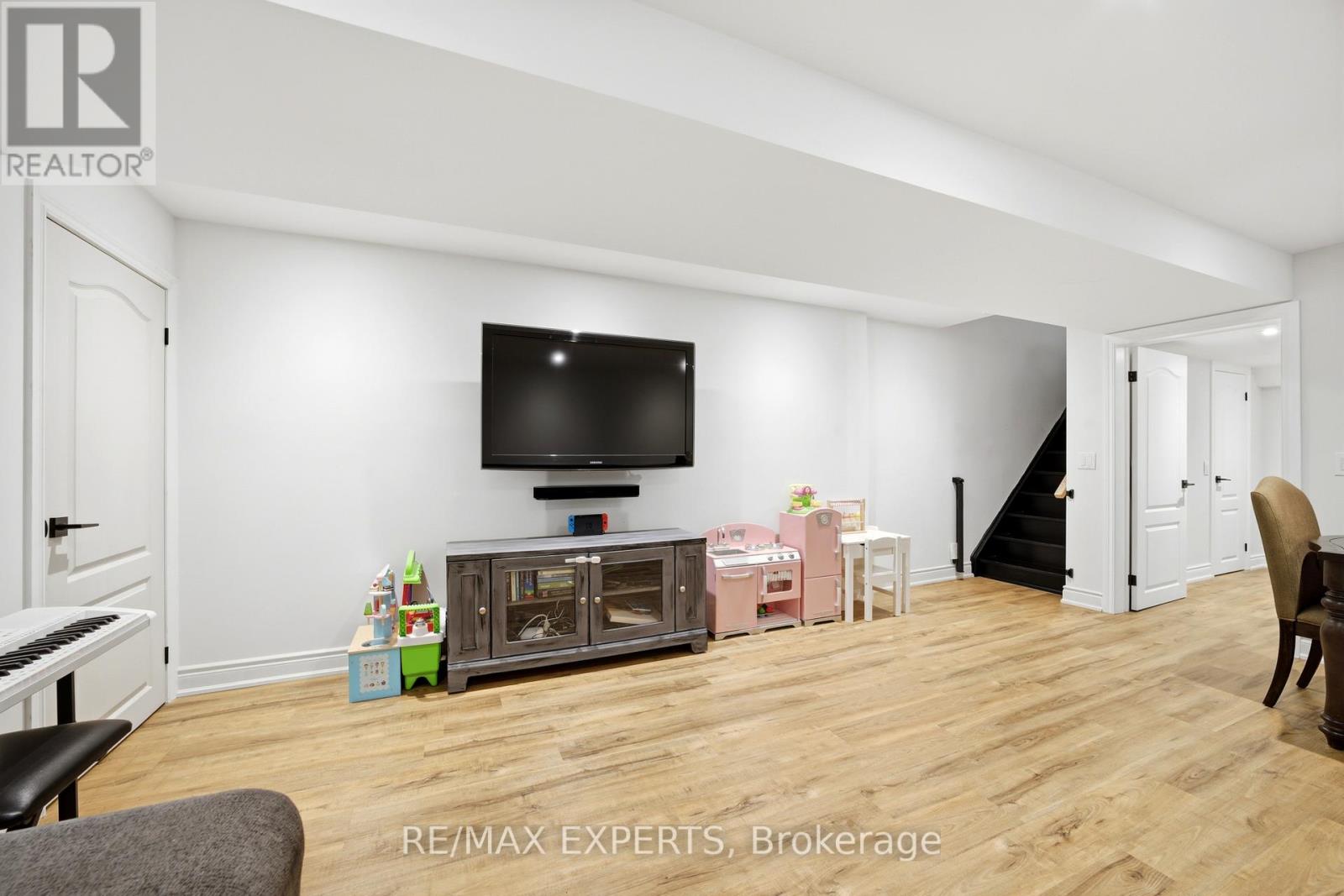 23 Shadetree Crescent, Vaughan, Ontario L4H 1Y3 - Photo 29 - N13246112