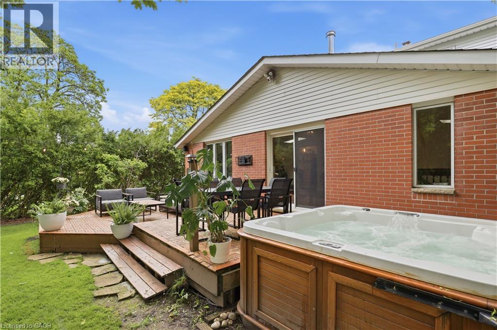 115 Roslin Avenue S, Waterloo, Ontario  N2L 2H3 - Photo 29 - 40839531