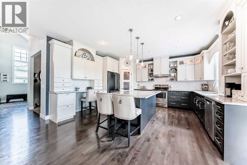 136 Stonemere Close, Chestermere, Alberta  T1X 0C4 - Photo 4 - A2319521