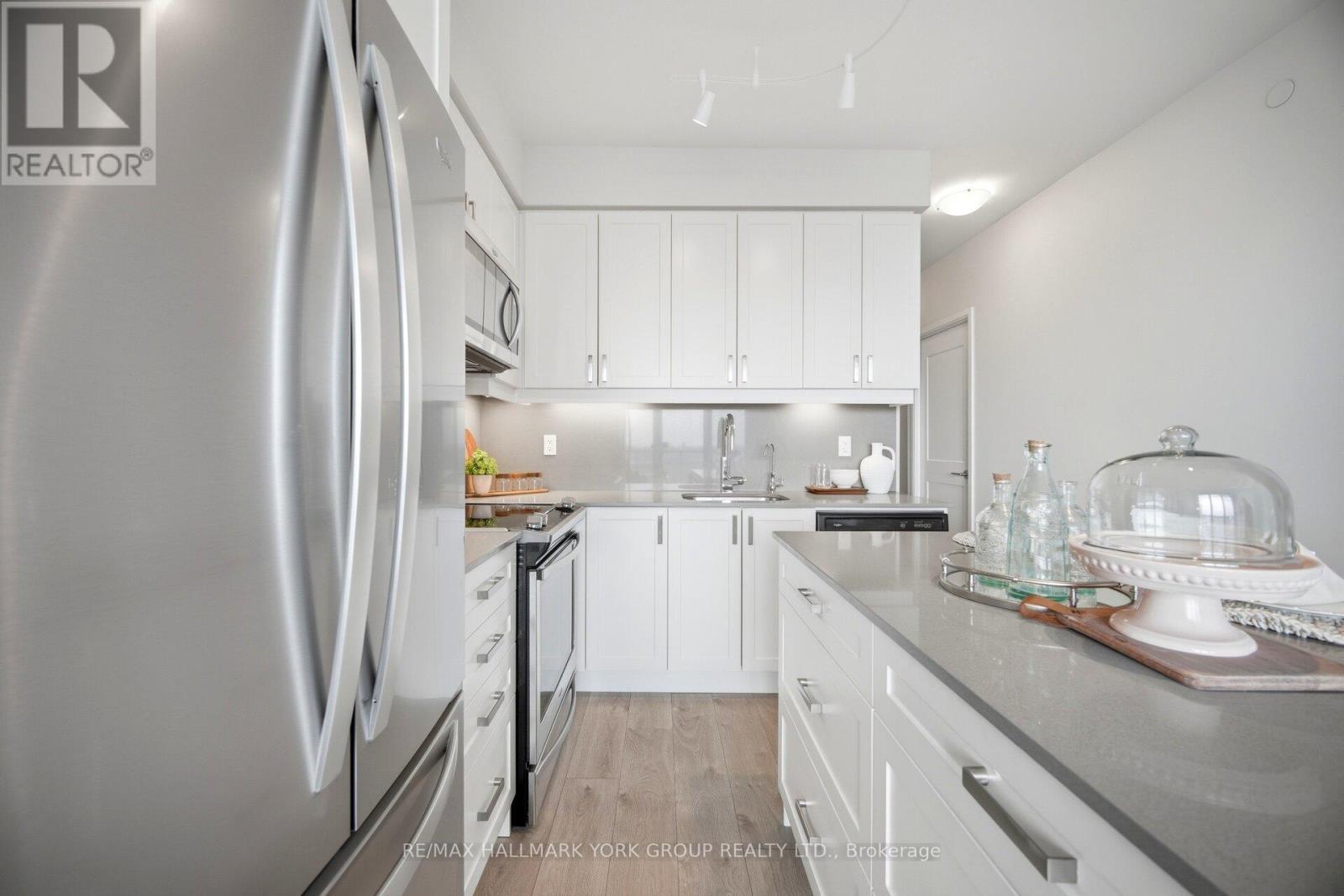 2117 - 7895 Jane Street, Vaughan, Ontario L4K 0K2 - Photo 6 - N13438324