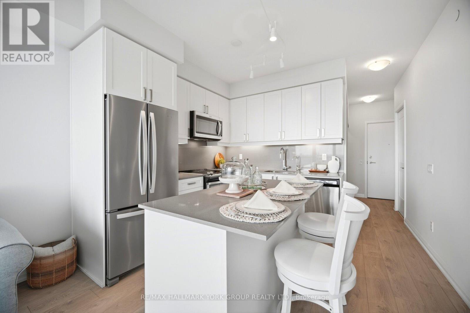 2117 - 7895 Jane Street, Vaughan, Ontario L4K 0K2 - Photo 4 - N13438324