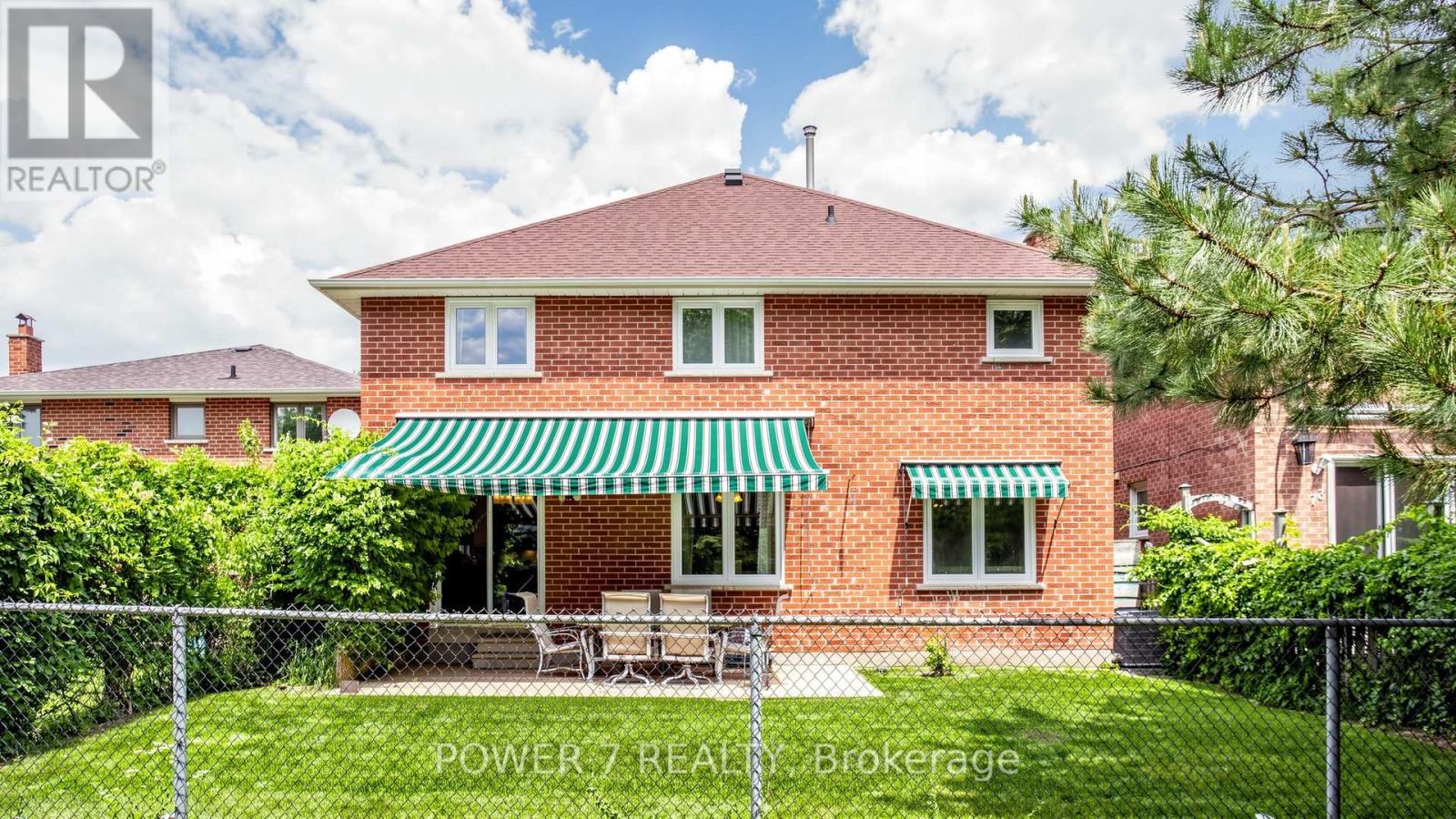 71 Canterbury Court, Richmond Hill, Ontario  L4C 8E7 - Photo 39 - N13438768