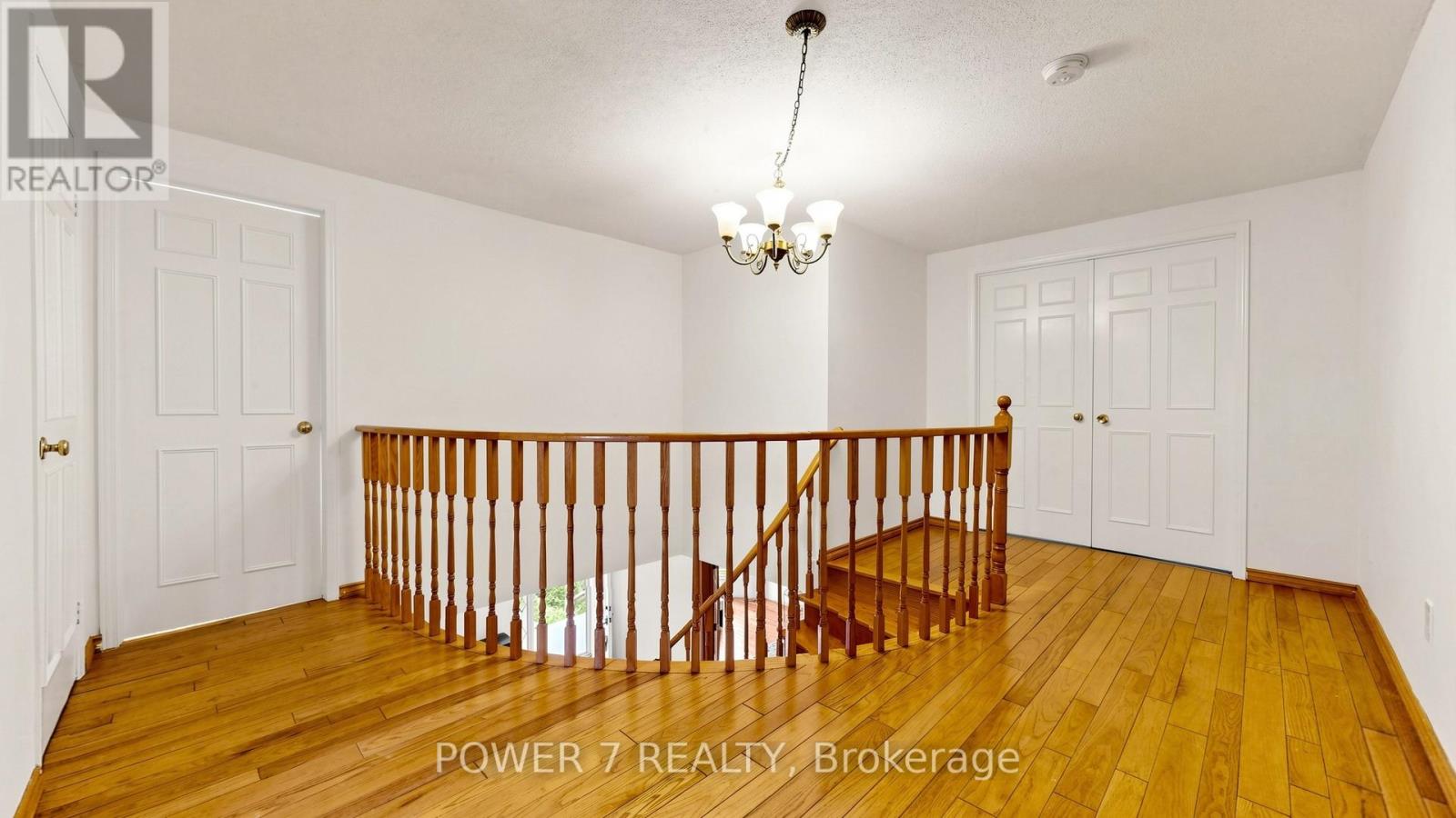 71 Canterbury Court, Richmond Hill, Ontario  L4C 8E7 - Photo 20 - N13438768
