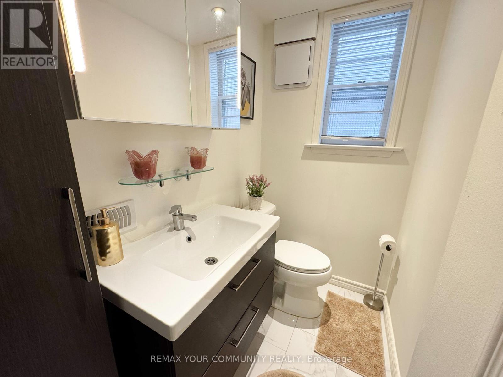 2 - 70 Bedford Park Avenue, Richmond Hill, Ontario  L4C 2N8 - Photo 10 - N13438772