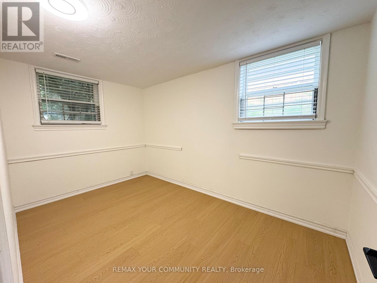 2 - 70 Bedford Park Avenue, Richmond Hill, Ontario  L4C 2N8 - Photo 7 - N13438772