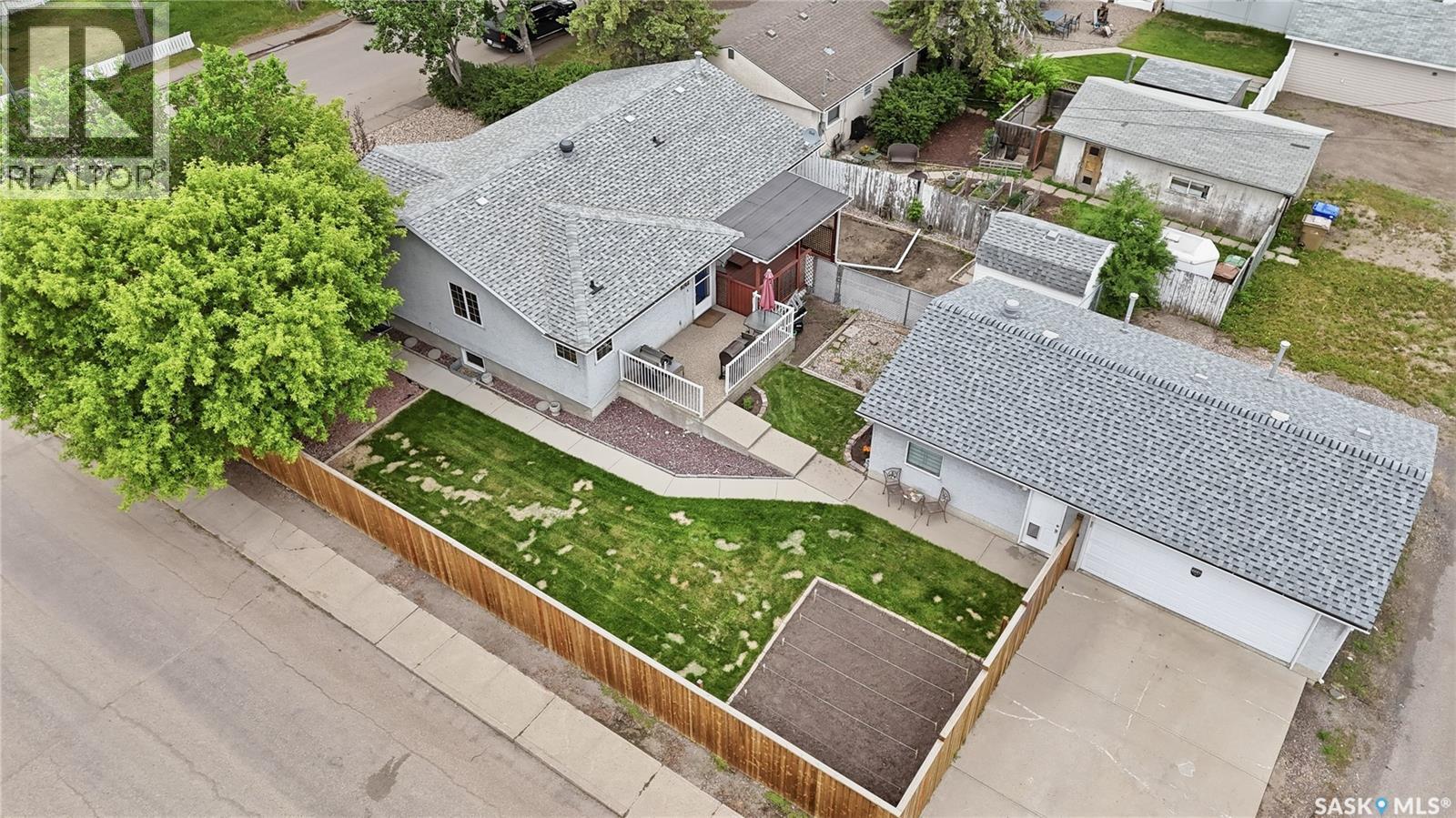 177 Ottawa Street, Regina, Saskatchewan  S4R 1N3 - Photo 2 - SK039372