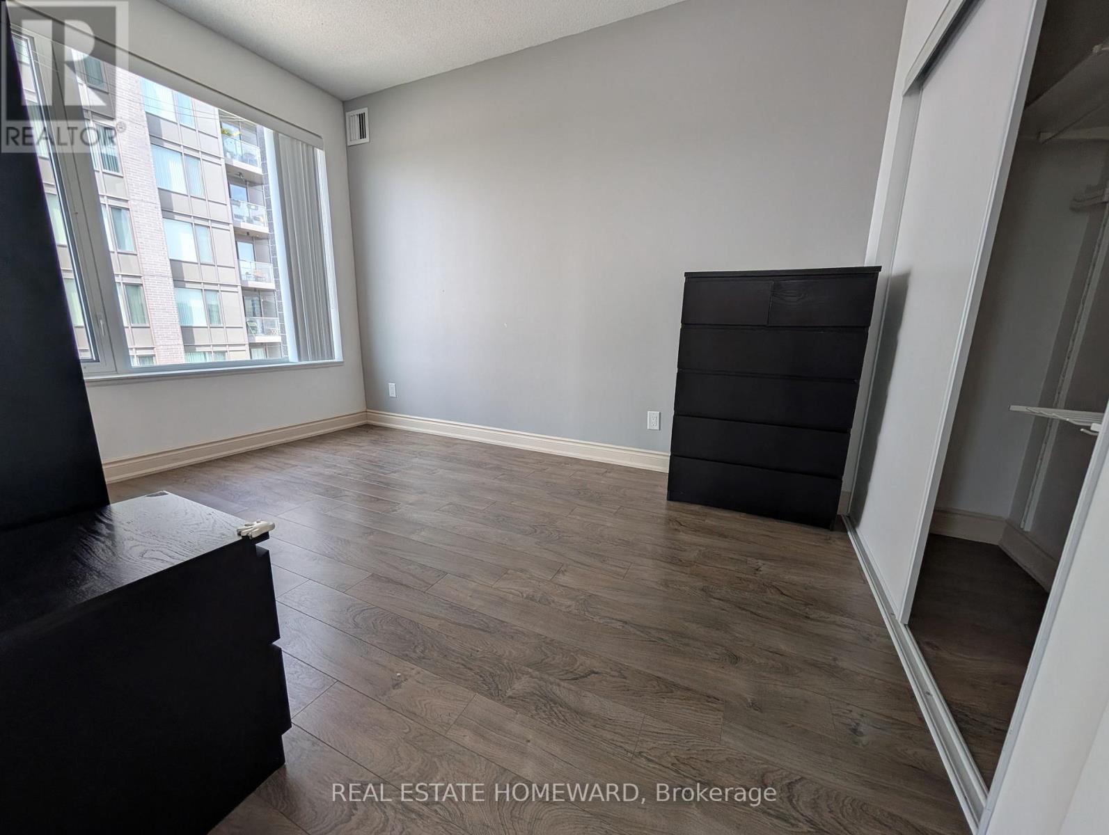 915 - 325 South Park Road, Markham, Ontario  L3T 0B8 - Photo 12 - N13439074