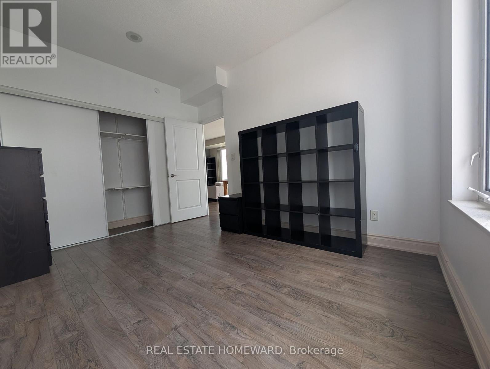 915 - 325 South Park Road, Markham, Ontario  L3T 0B8 - Photo 7 - N13439074