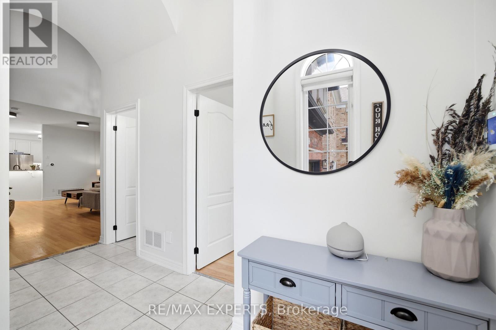 23 Shadetree Crescent, Vaughan, Ontario L4H 1Y3 - Photo 4 - N13246112