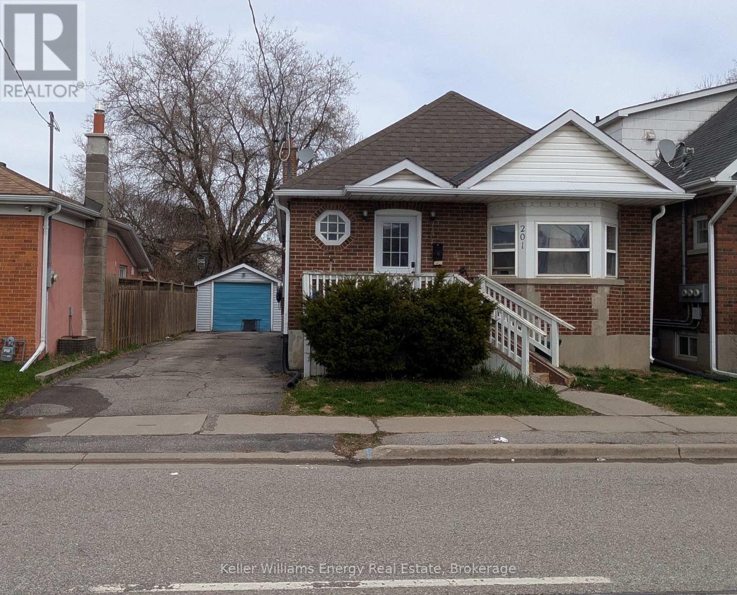 Upper - 201 Celina Street, Oshawa, Ontario  L1H 4N7 - Photo 20 - E13438642