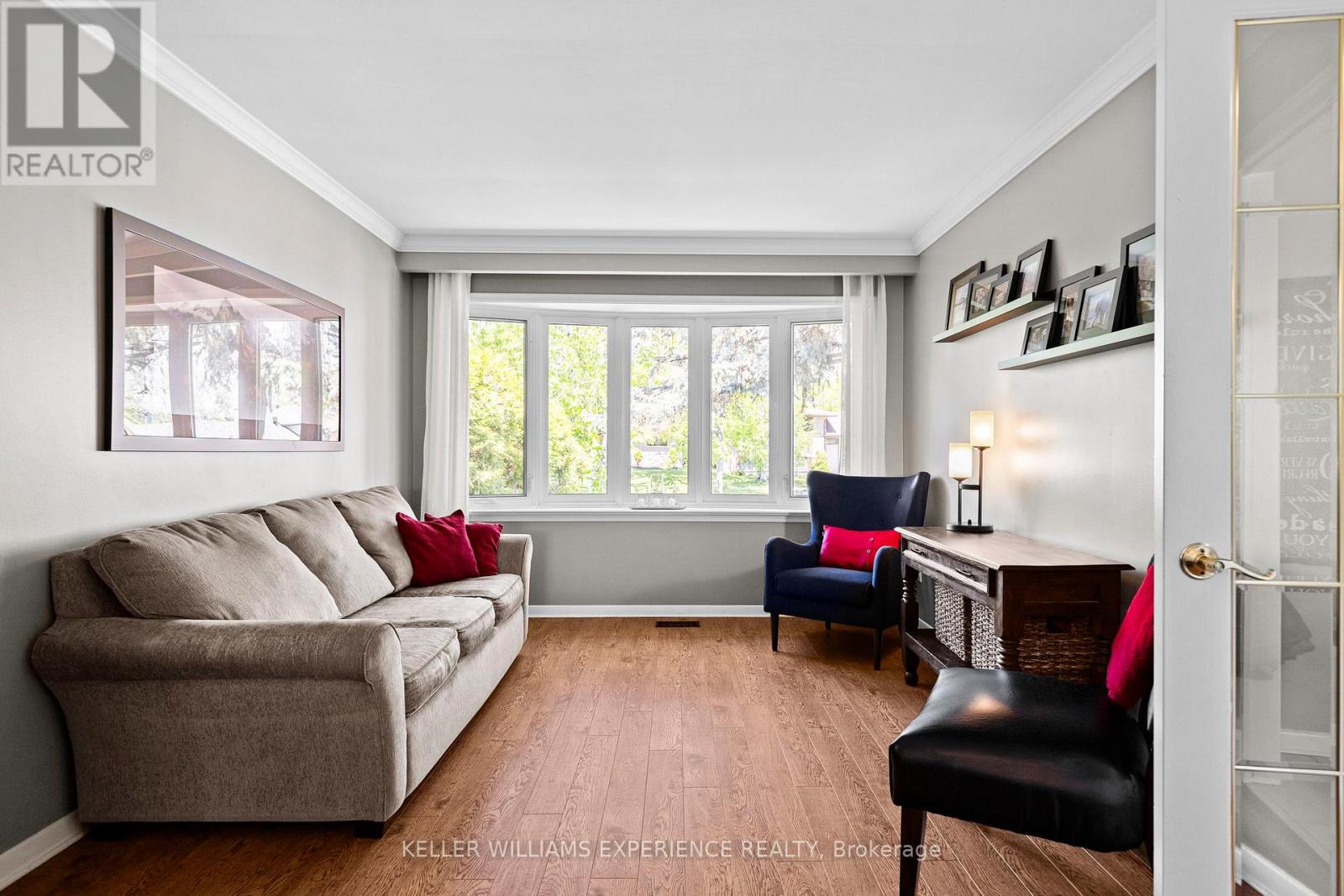27 Ottaway Avenue, Barrie, Ontario  L4M 2W6 - Photo 7 - S13439114