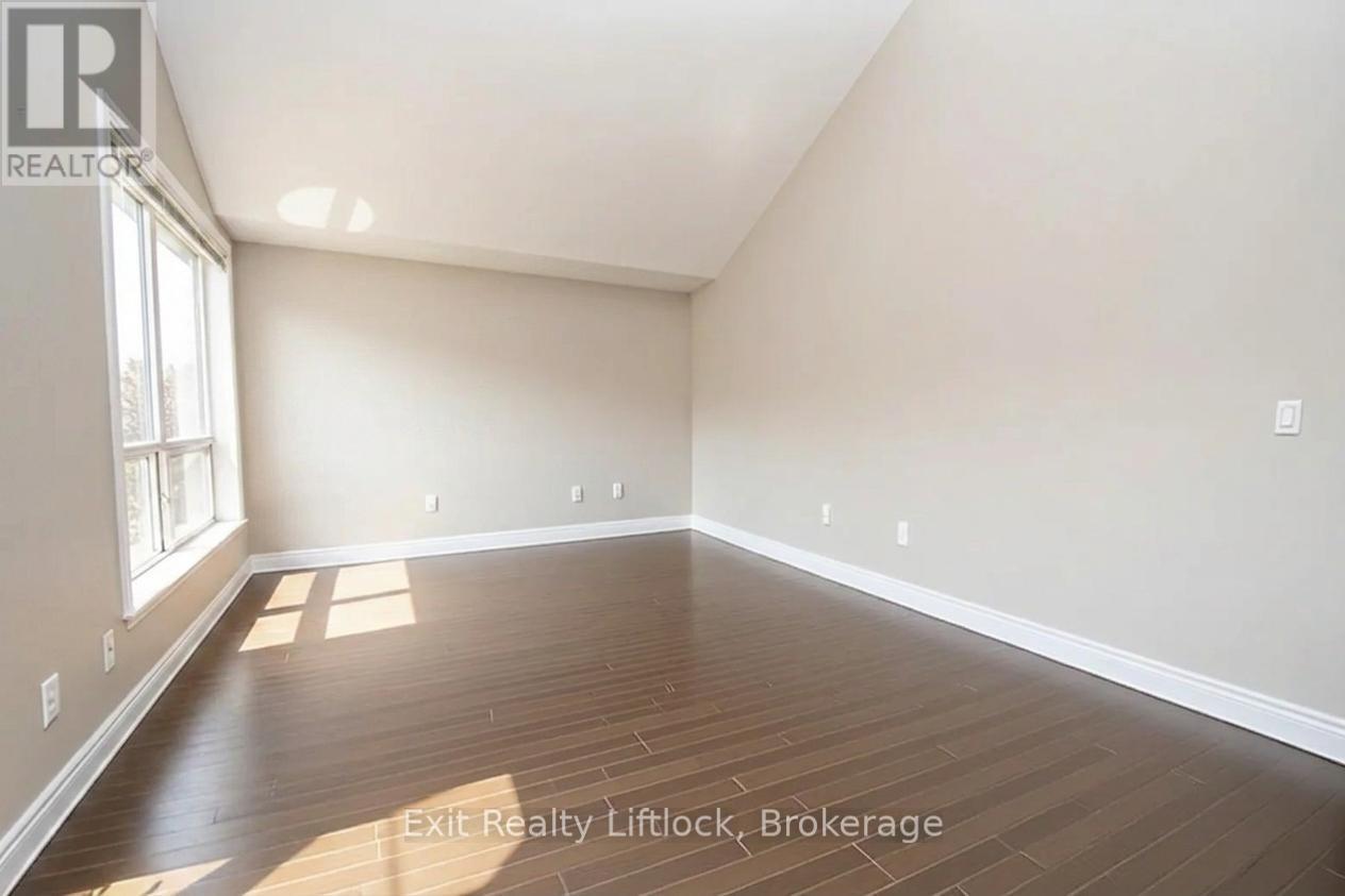2679 Foxmeadow Road, Peterborough, Ontario  K9L 0A8 - Photo 6 - X13438796