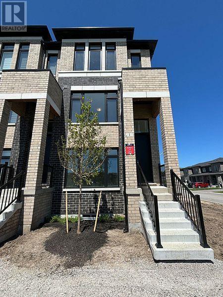 1 Cherry Hill Lane, Barrie, Ontario  L9J 0M7 - Photo 2 - S13439218