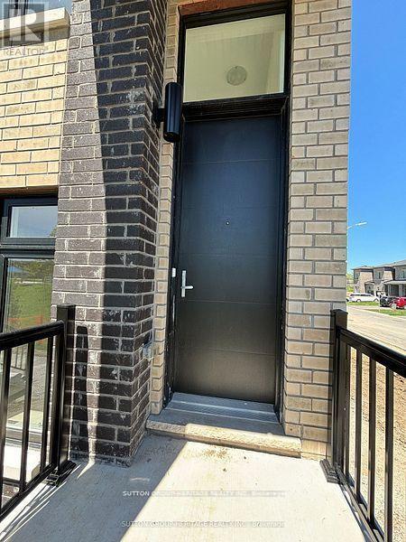 1 Cherry Hill Lane, Barrie, Ontario  L9J 0M7 - Photo 3 - S13439218