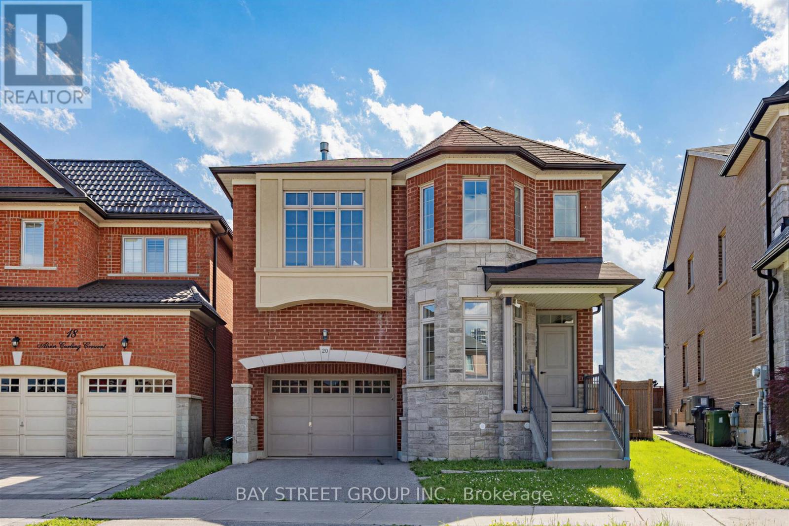 20 Alvin Curling Crescent, Toronto, Ontario  M1V 0E6 - Photo 3 - E13444450