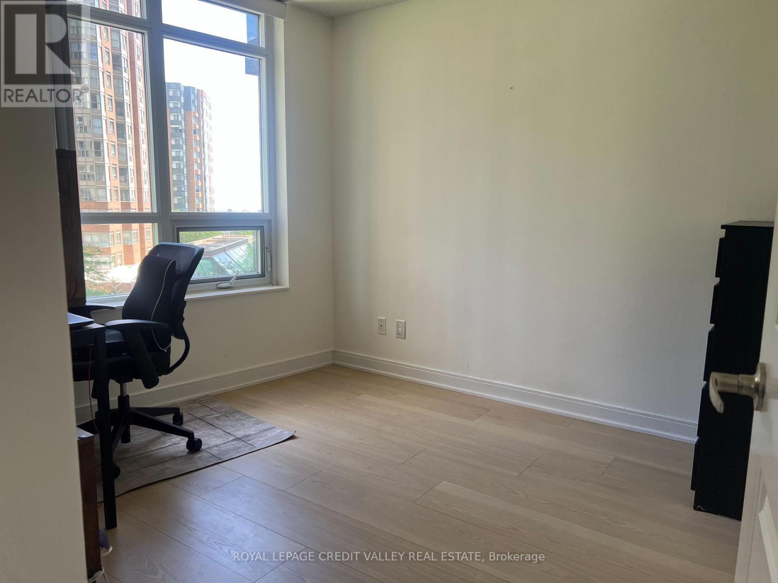 408 - 330 Burnhamthorpe Road W, Mississauga, Ontario L5B 0E1 - Photo 15 - W13427004