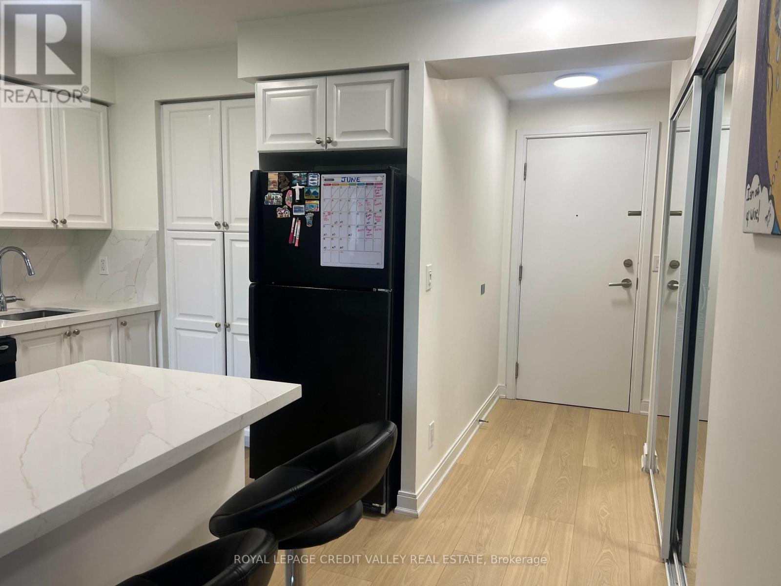 408 - 330 Burnhamthorpe Road W, Mississauga, Ontario L5B 0E1 - Photo 10 - W13427004