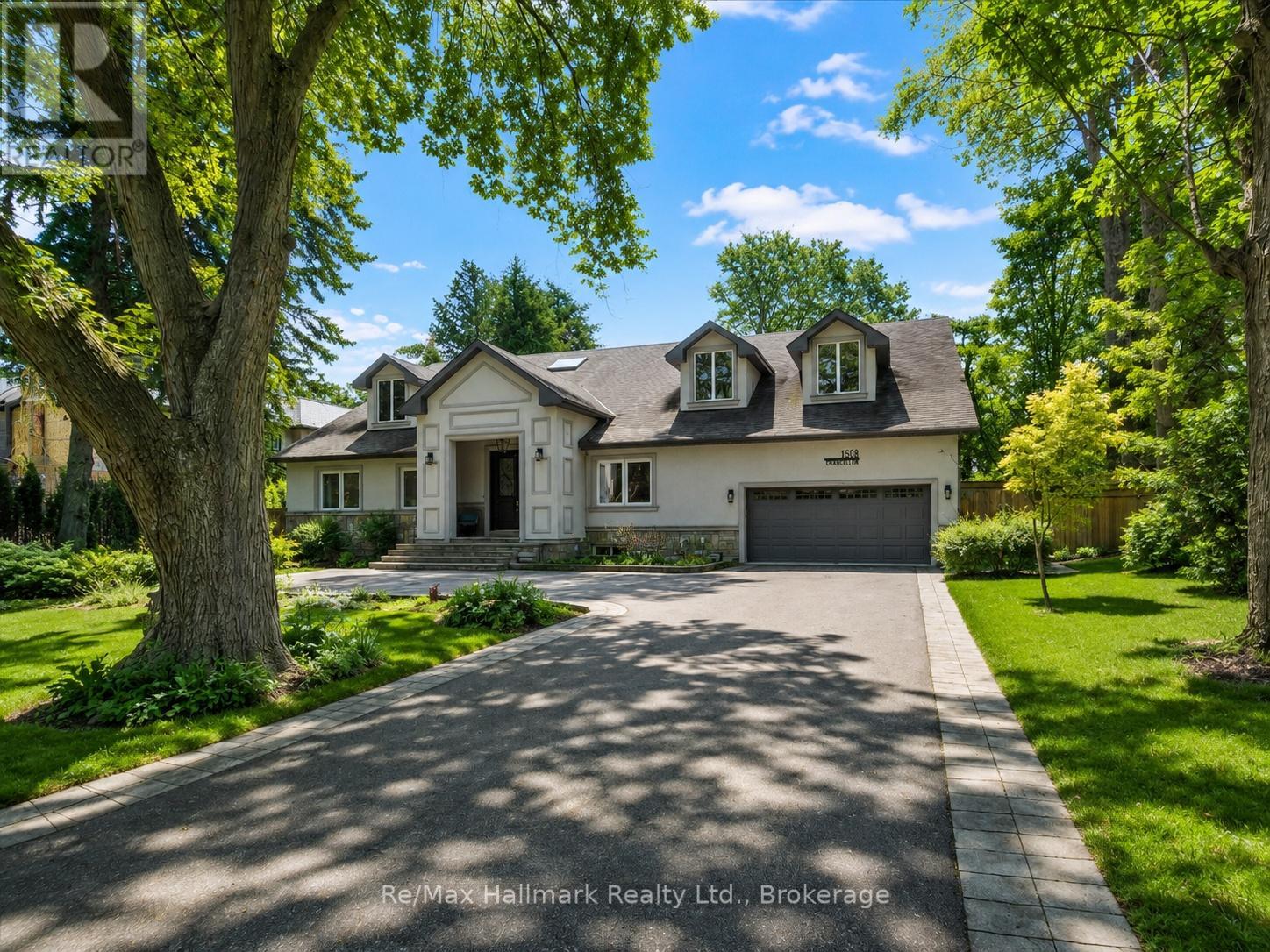 1508 OAKHILL DRIVE, Oakville, Ontario