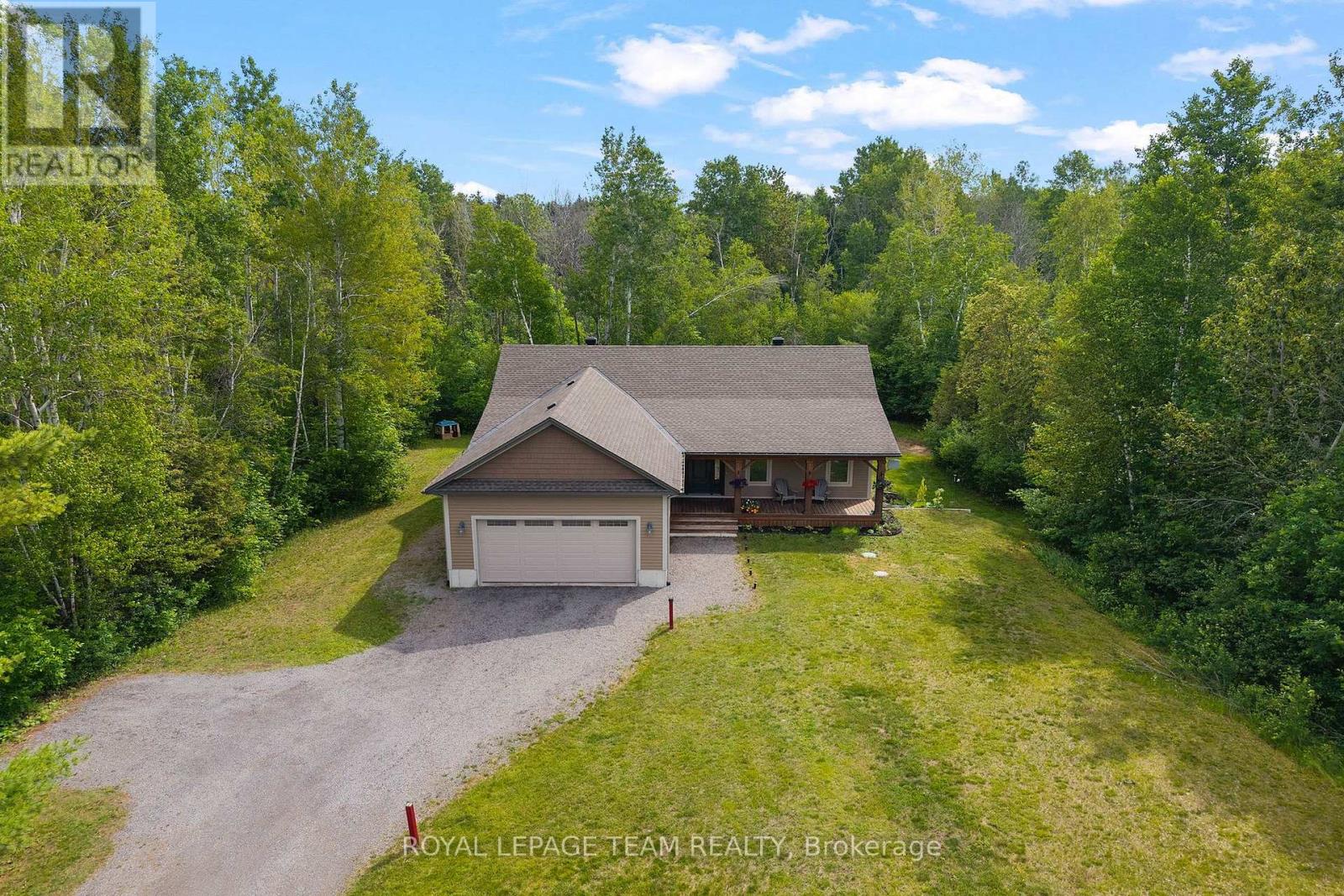 175 Boundary Road E, North Dundas, Ontario  K0E 1S0 - Photo 2 - X13439054