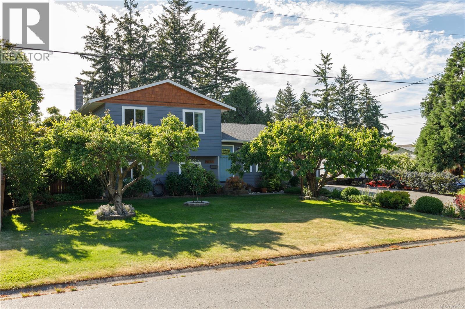 2177 Lancashire Ave, Nanaimo, British Columbia