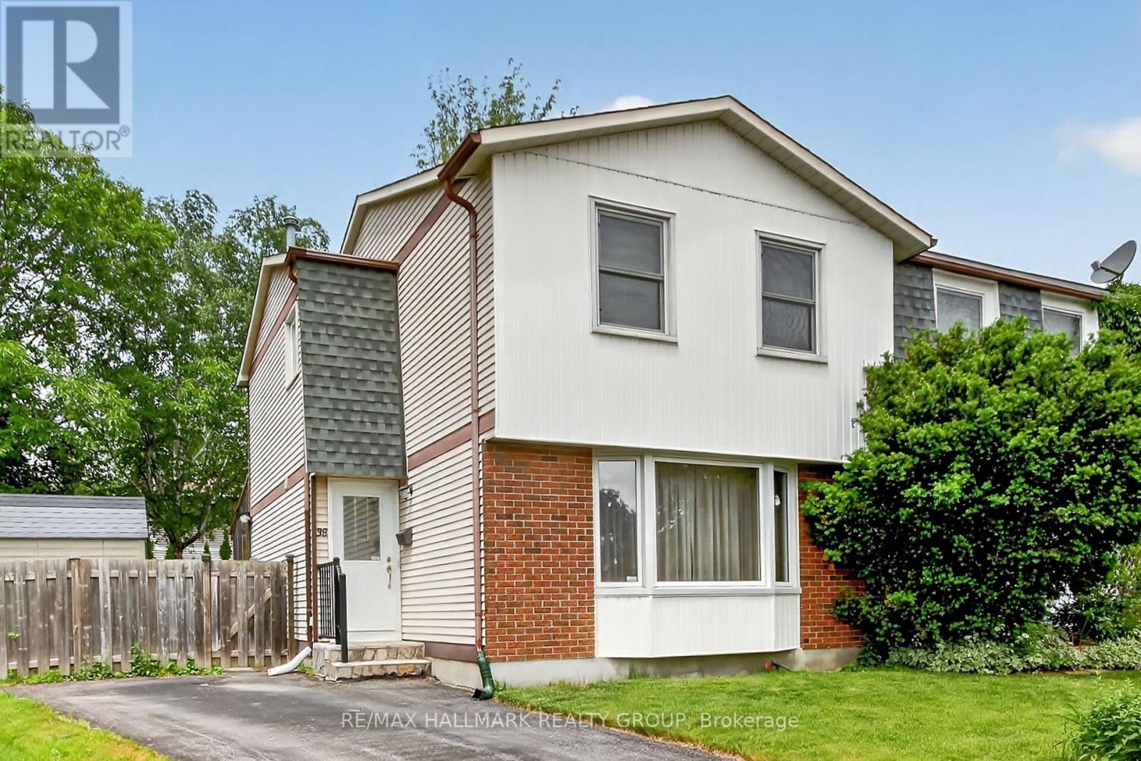 38 Amherst Crescent, Ottawa, Ontario  K2J 1V9 - Photo 2 - X13439128