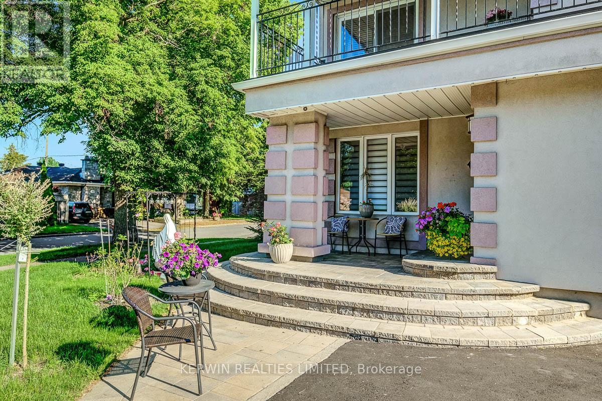 1978 Arch Street, Ottawa, Ontario  K1G 2G6 - Photo 7 - X13439102
