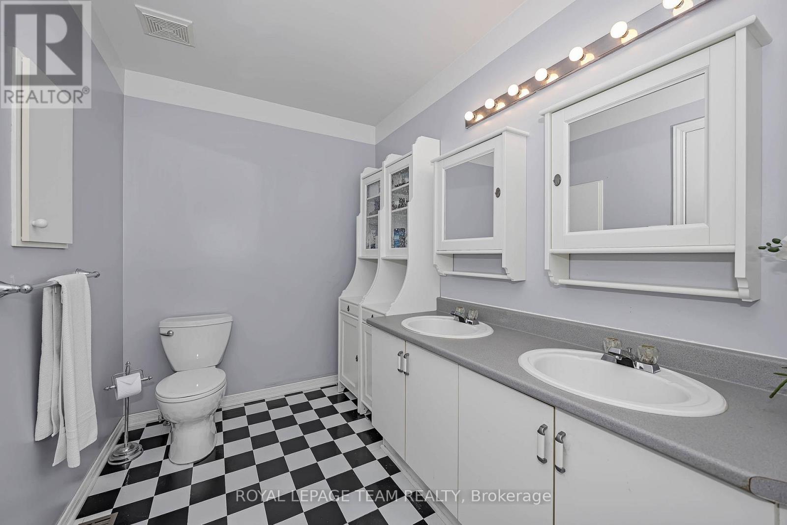 23 Roblyn Way, Ottawa, Ontario  K2G 5Z4 - Photo 26 - X13439234