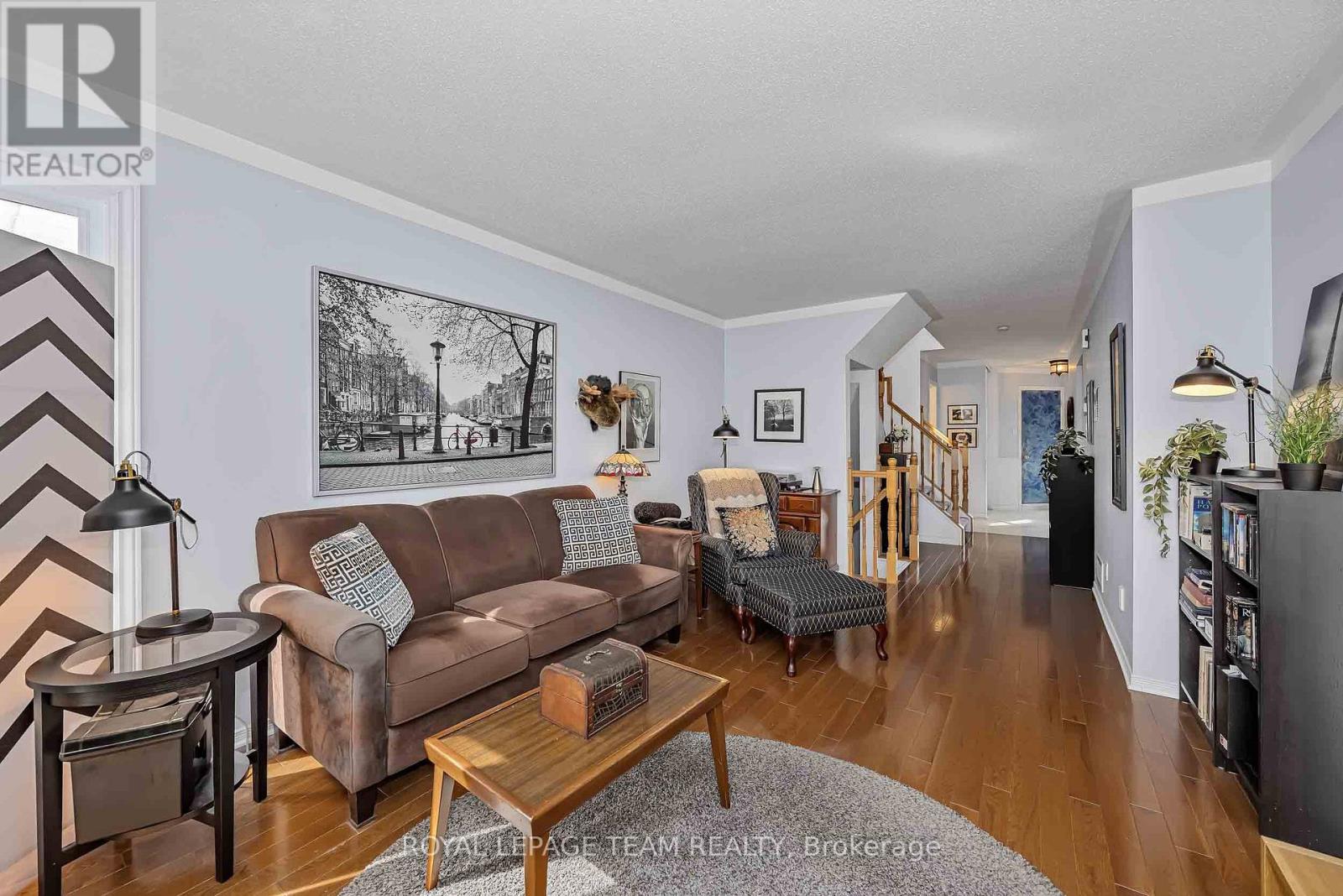 23 Roblyn Way, Ottawa, Ontario  K2G 5Z4 - Photo 12 - X13439234