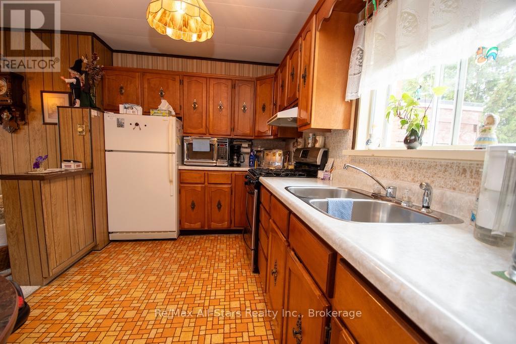 102 Queen Street, Kawartha Lakes, Ontario  K9V 1G6 - Photo 19 - X13444584