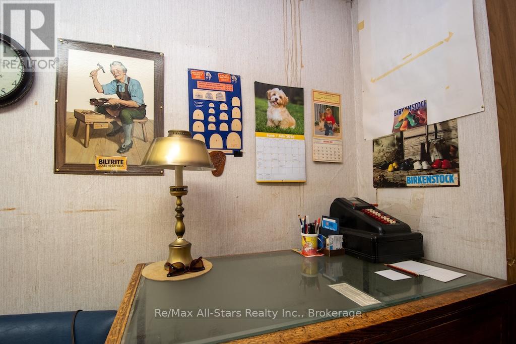 102 Queen Street, Kawartha Lakes, Ontario  K9V 1G6 - Photo 7 - X13444584