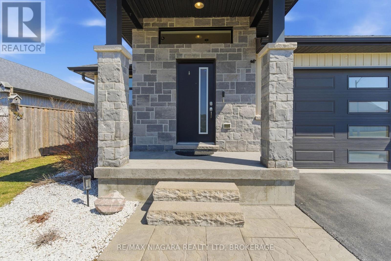 9 GRANITE DRIVE, Belleville, Ontario