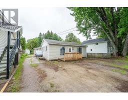 400 NIPISSING STREET, West Nipissing, Ontario