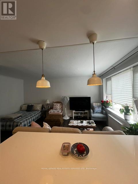 204 - 18 Anglesey Boulevard, Toronto, Ontario  M9A 3B3 - Photo 4 - W13438786