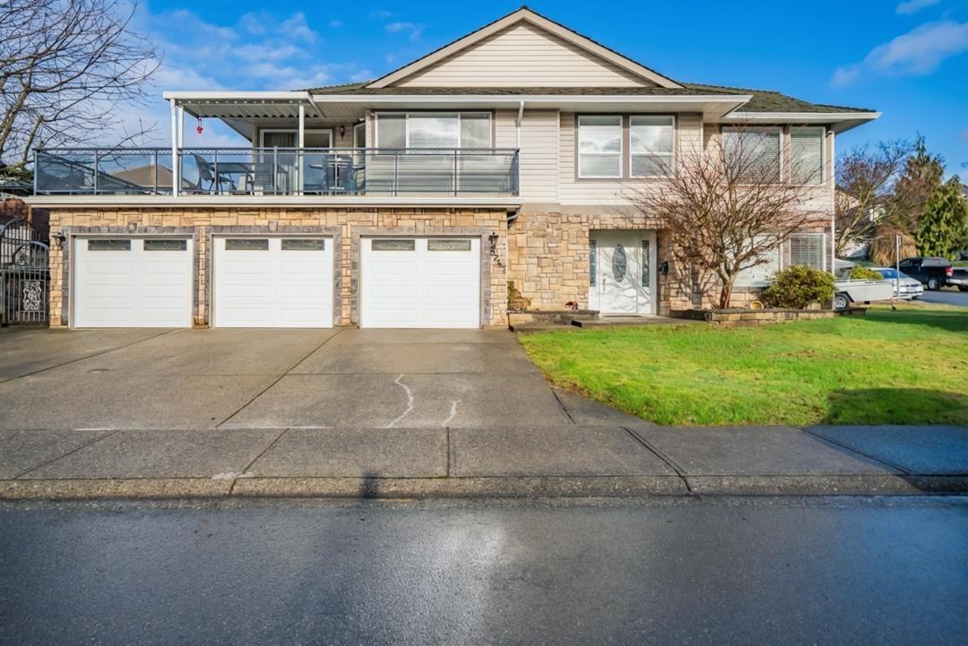 8247 BOWYER DRIVE