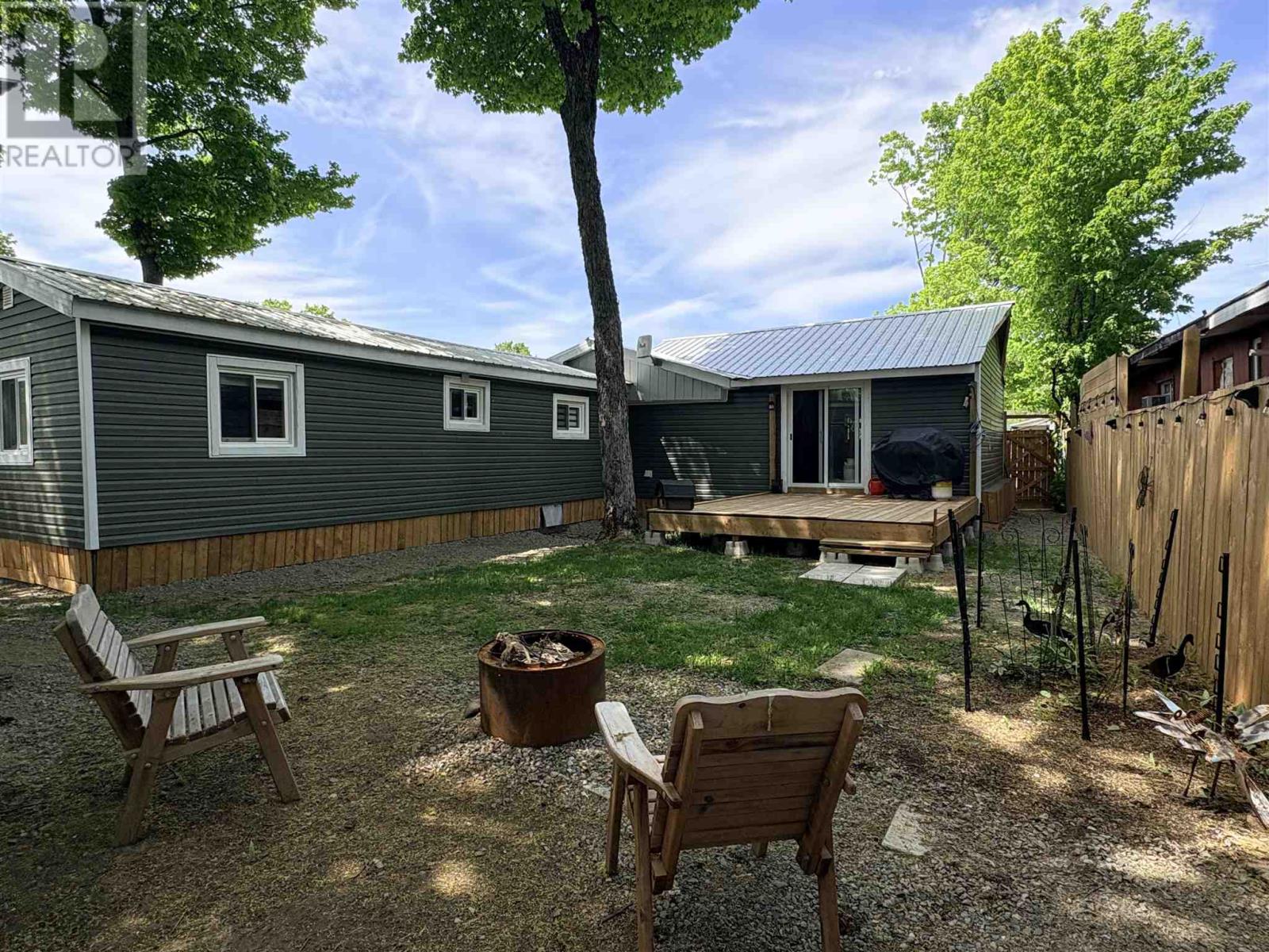 8 Wildwood Dr, Heyden, Ontario P6A 5K7 - Photo 6 - SM260572