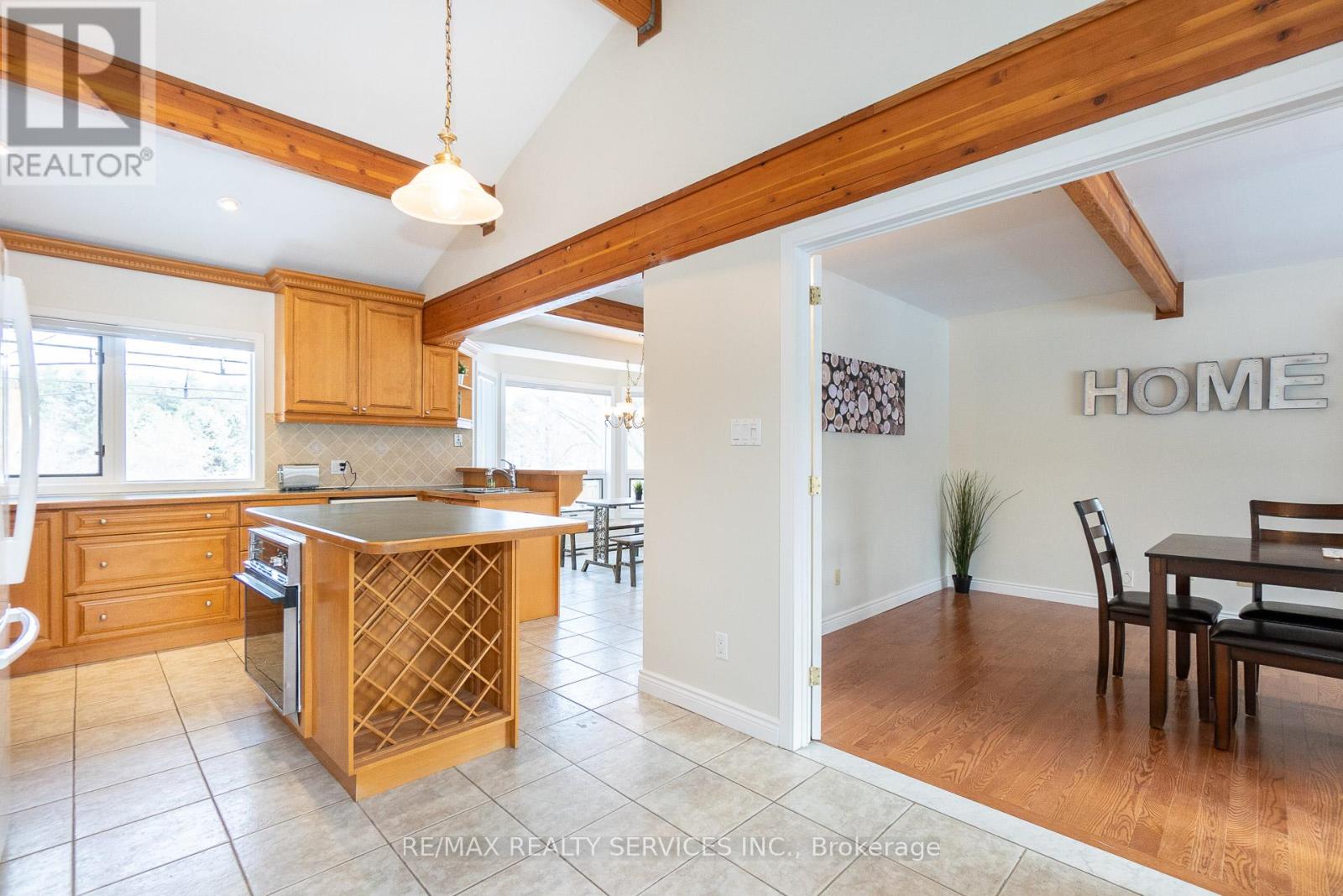 9 Damascus Drive, Caledon, Ontario  L7C 0A4 - Photo 10 - W13439058
