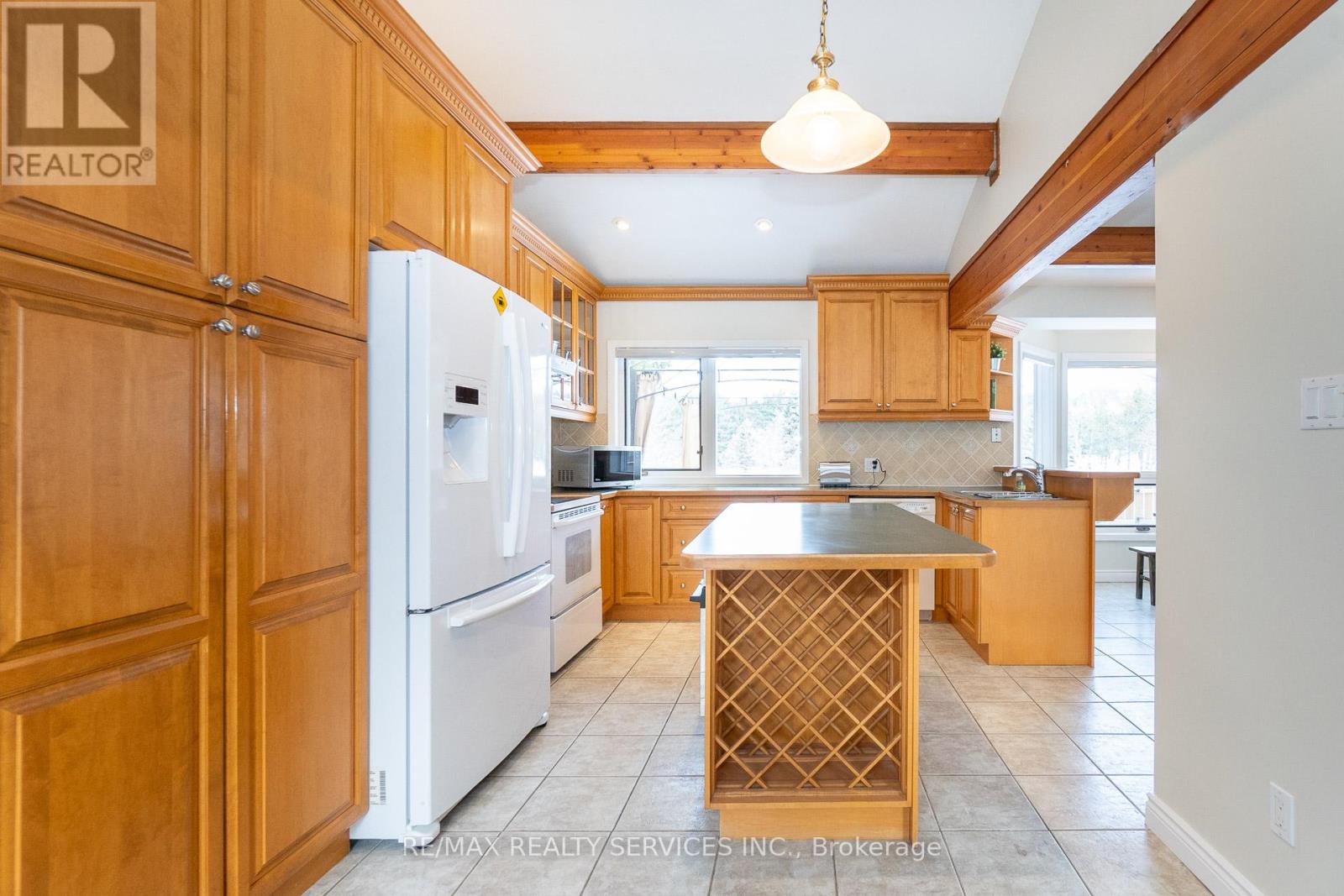 9 Damascus Drive, Caledon, Ontario  L7C 0A4 - Photo 9 - W13439058