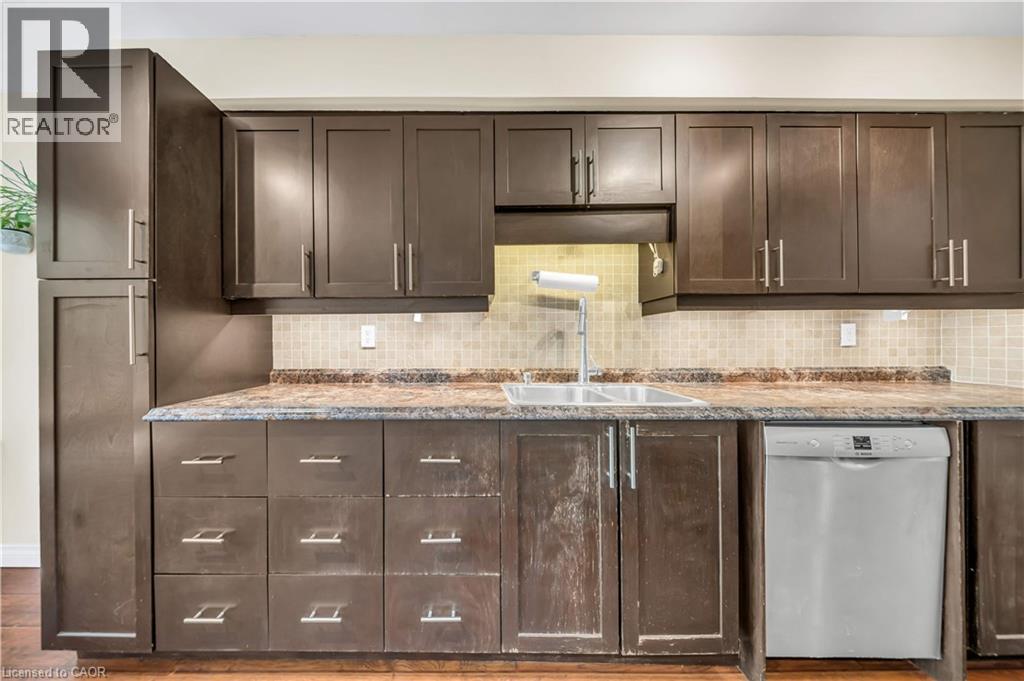 49 Rhonda Road Unit# 90, Guelph, Ontario  N1H 7A4 - Photo 17 - 40836419