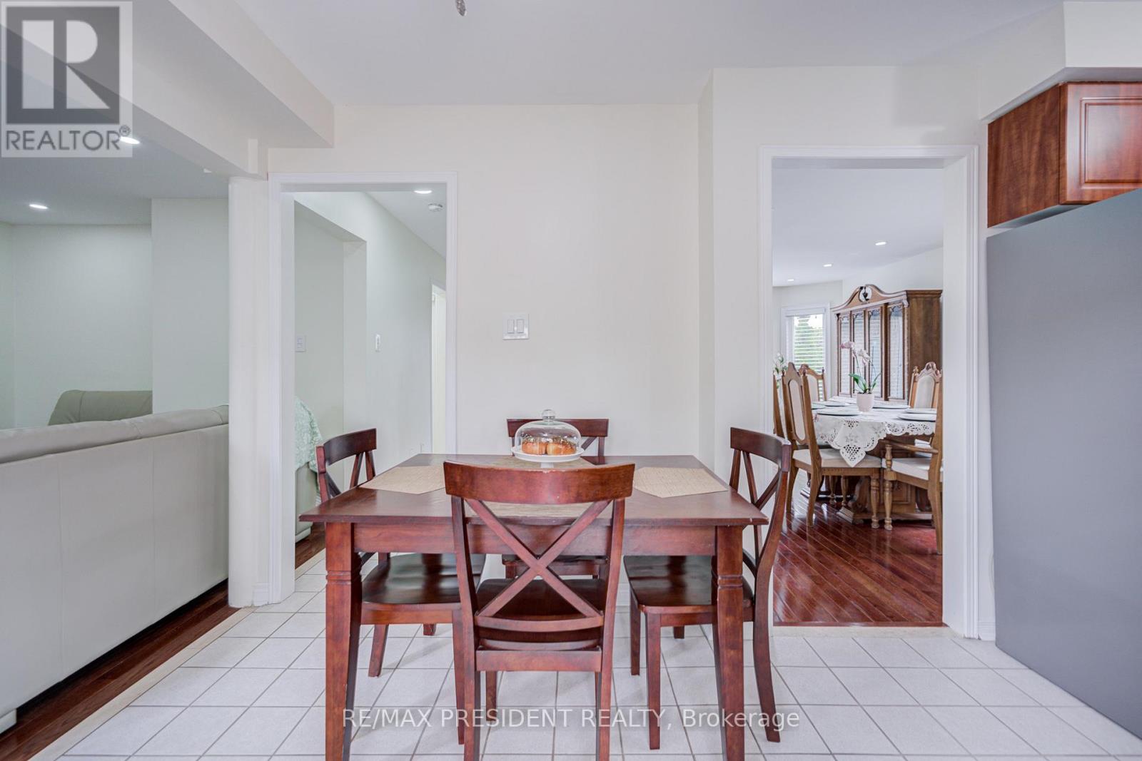 2 Banner Road, Brampton, Ontario  L6X 4K6 - Photo 19 - W13439224