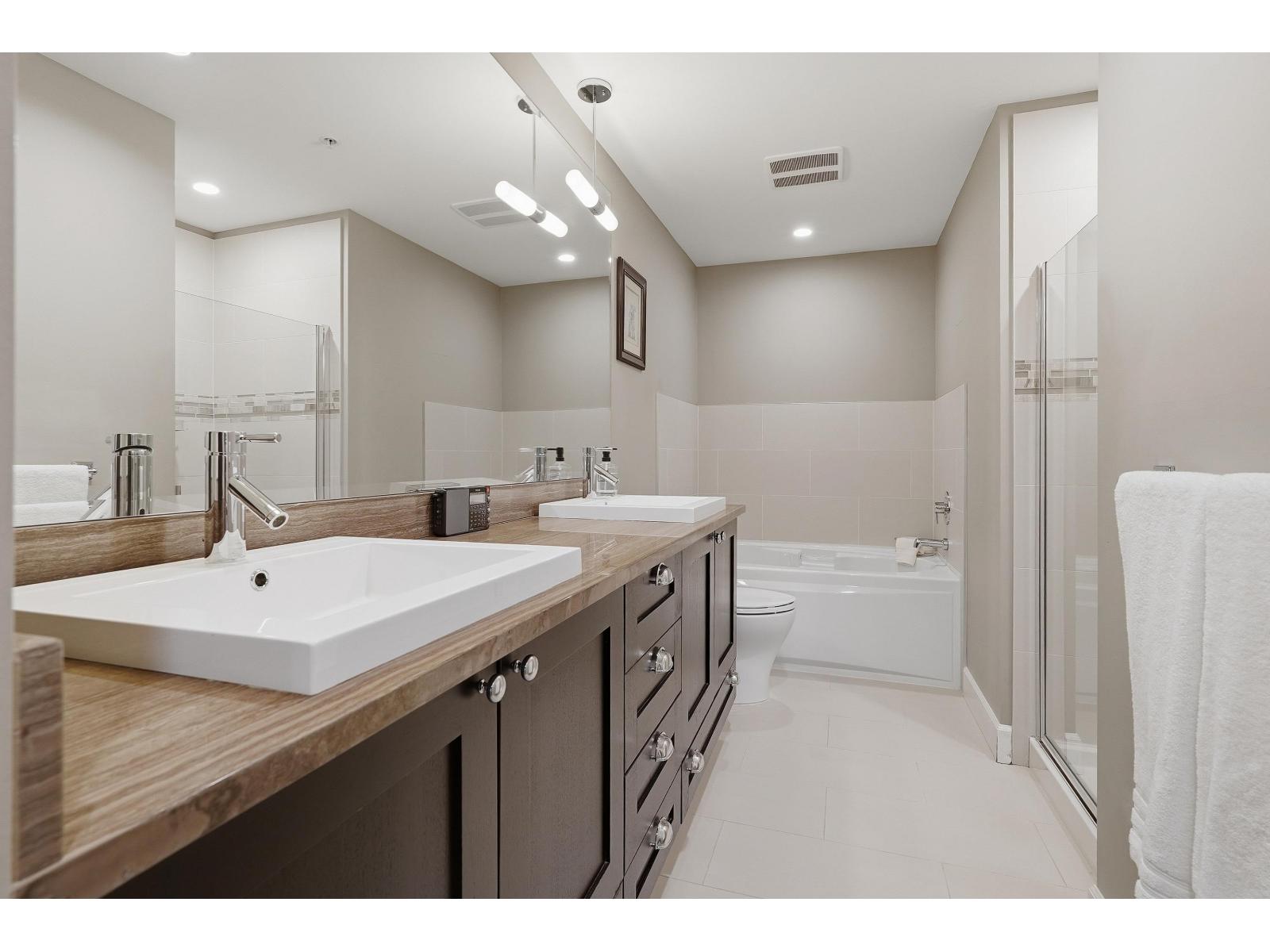 111 15145 36 Avenue, Surrey, British Columbia  V3Z 4R3 - Photo 14 - R3135765